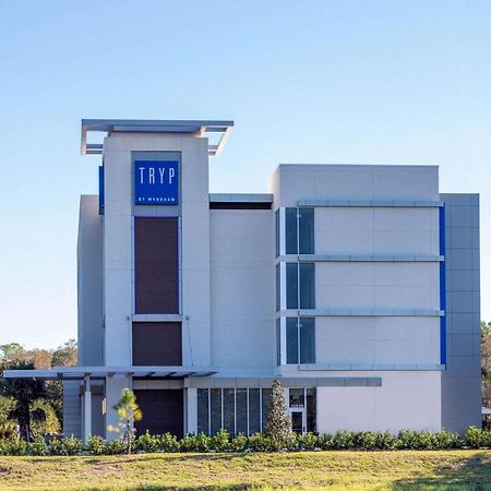 Готель Tryp By Wyndham Orlando Williamsburg Екстер'єр фото