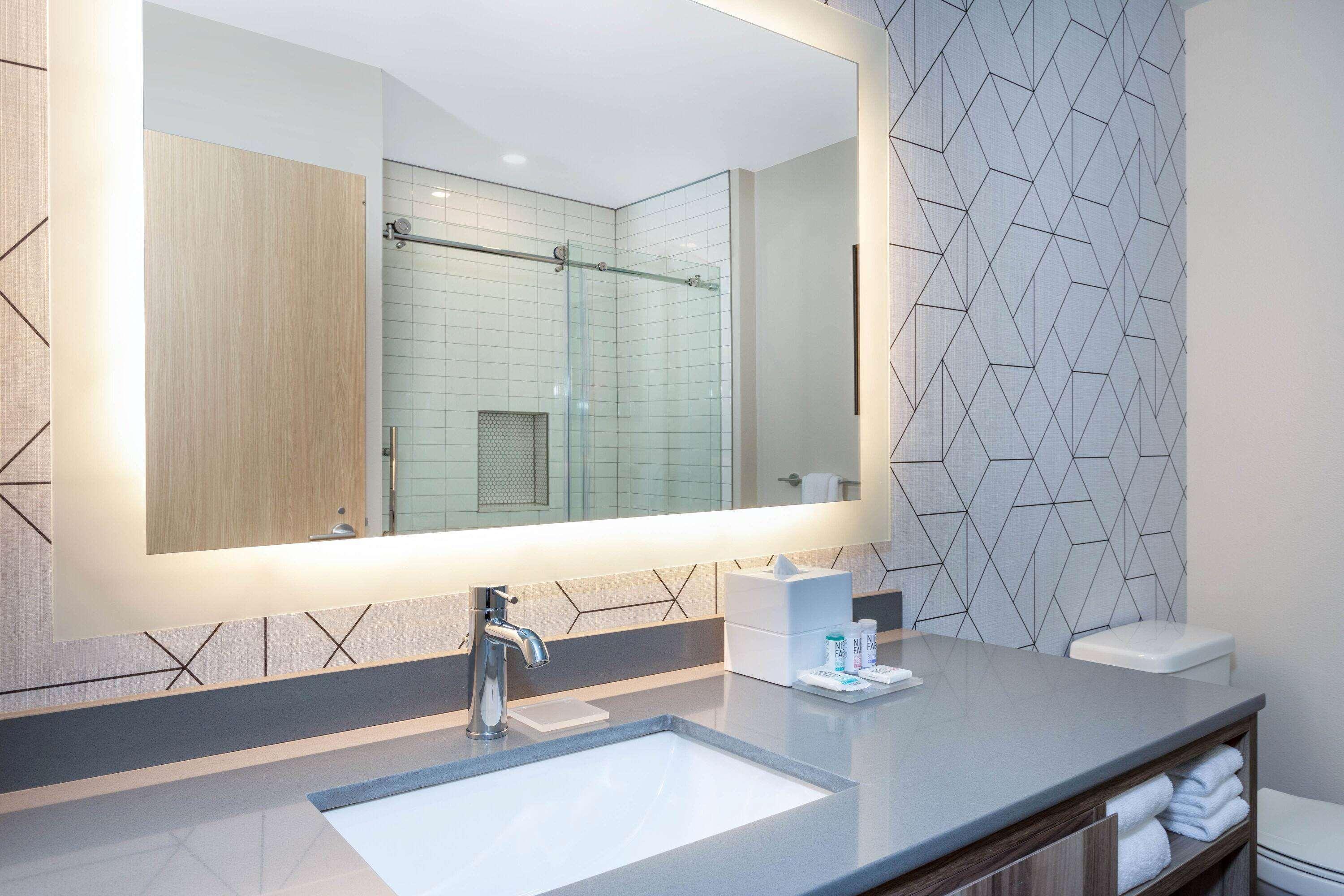 Готель Tryp By Wyndham Orlando Williamsburg Екстер'єр фото